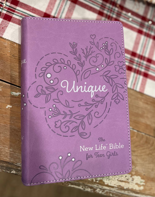 Unique : The New Life Bible for Teen Girls